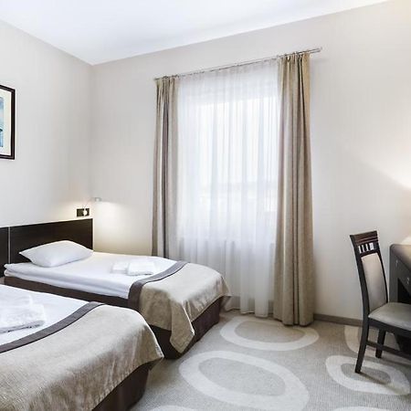 Hotel Picaro Zarska Wies Poludnie A4 Kierunek Polska Згожелец Экстерьер фото